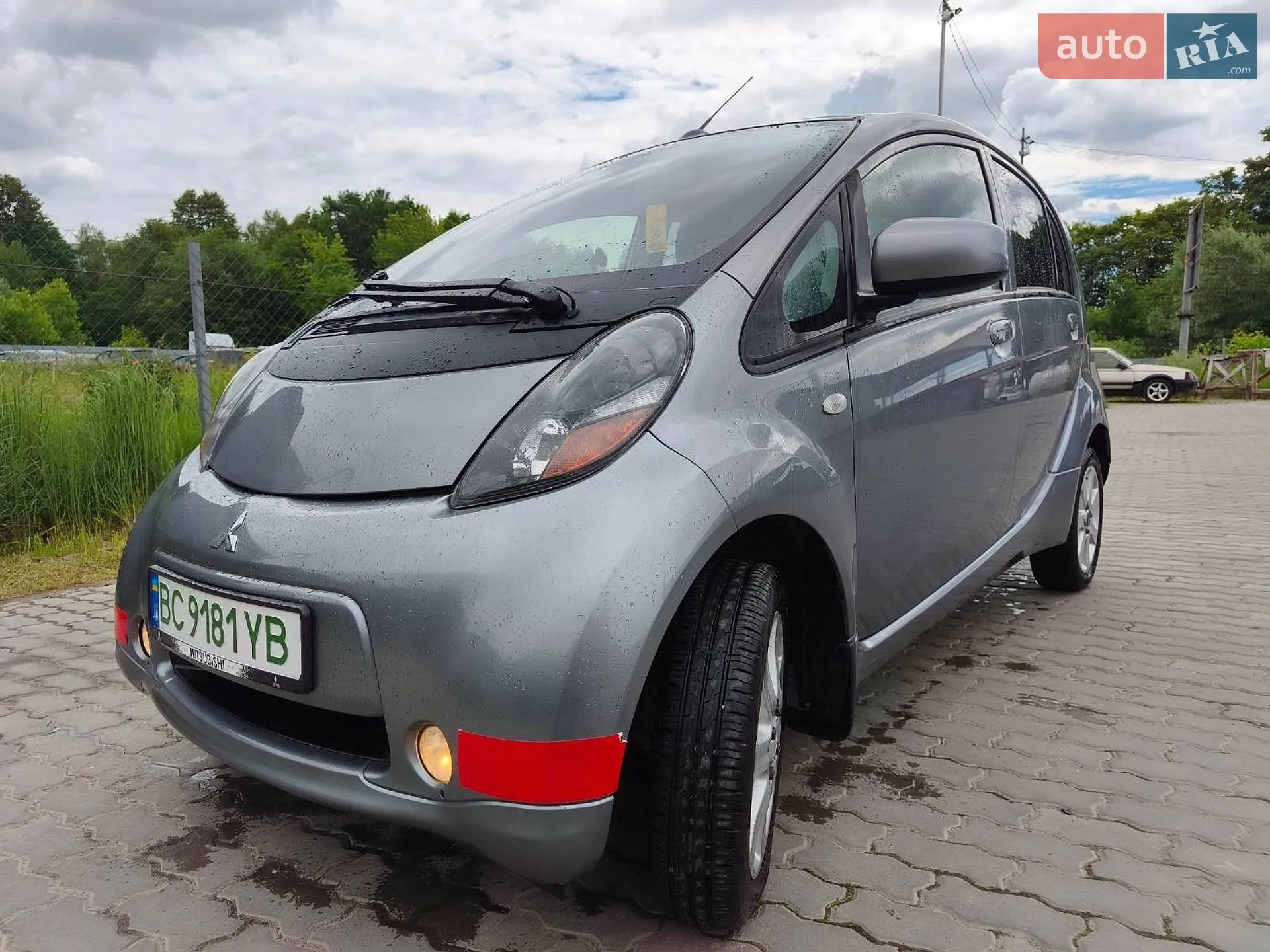 2010 Mitsubishi i-MiEV - мініатюра 18