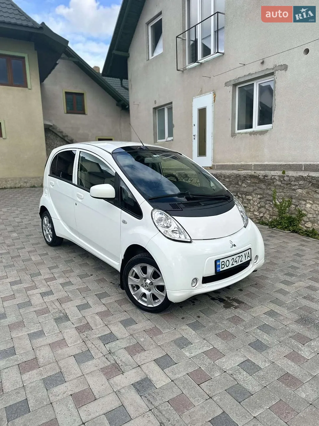 2015 Mitsubishi i-MiEV - мініатюра 5