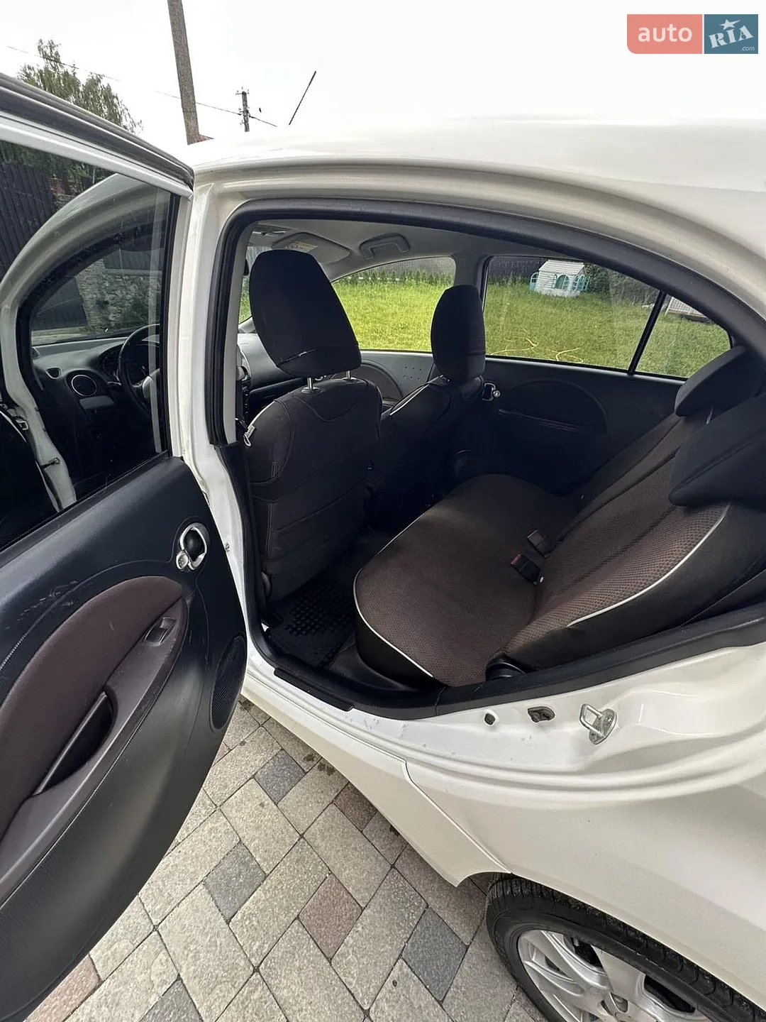 2015 Mitsubishi i-MiEV - мініатюра 13