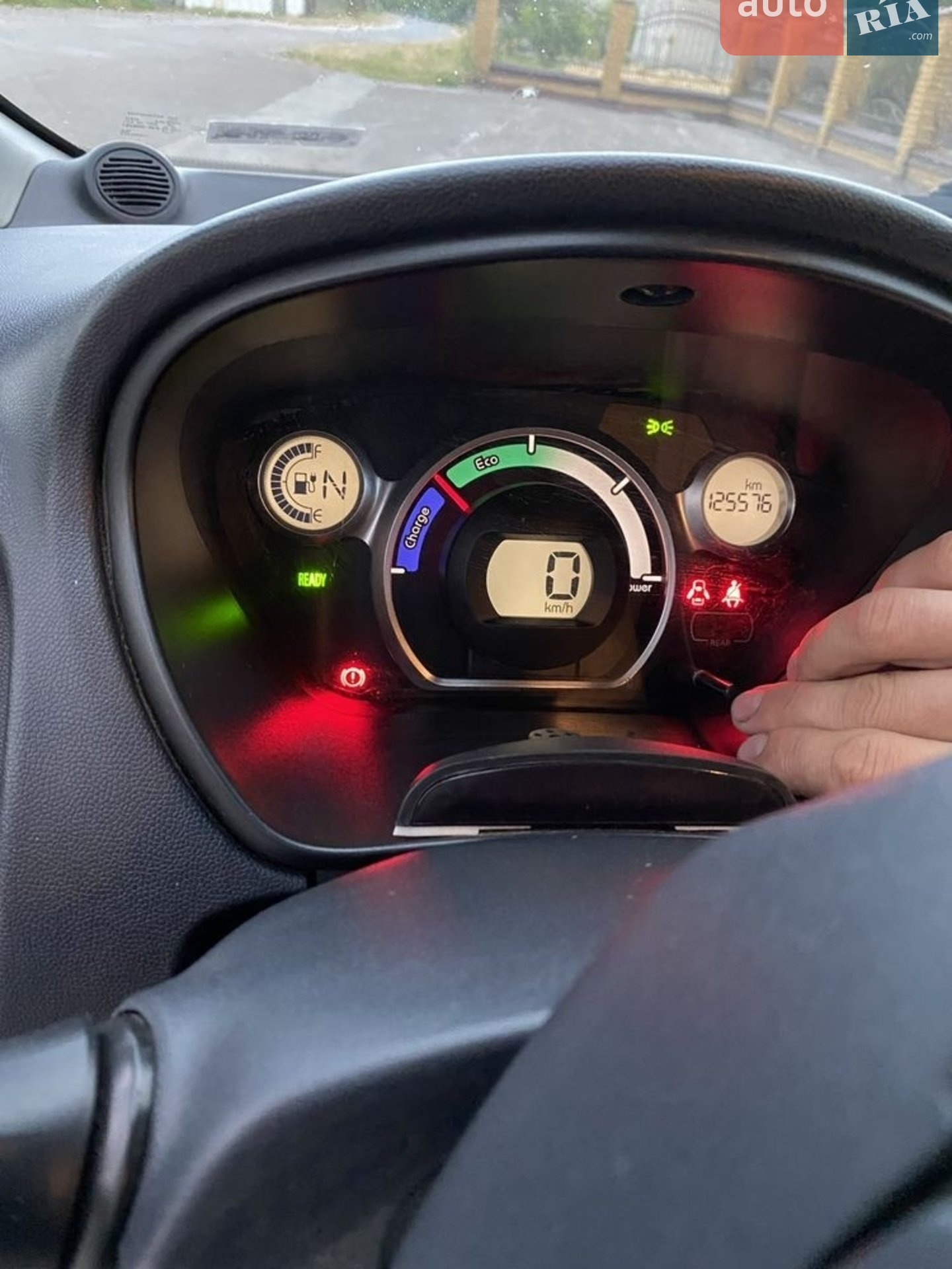 2010 Mitsubishi i-MiEV - мініатюра 7