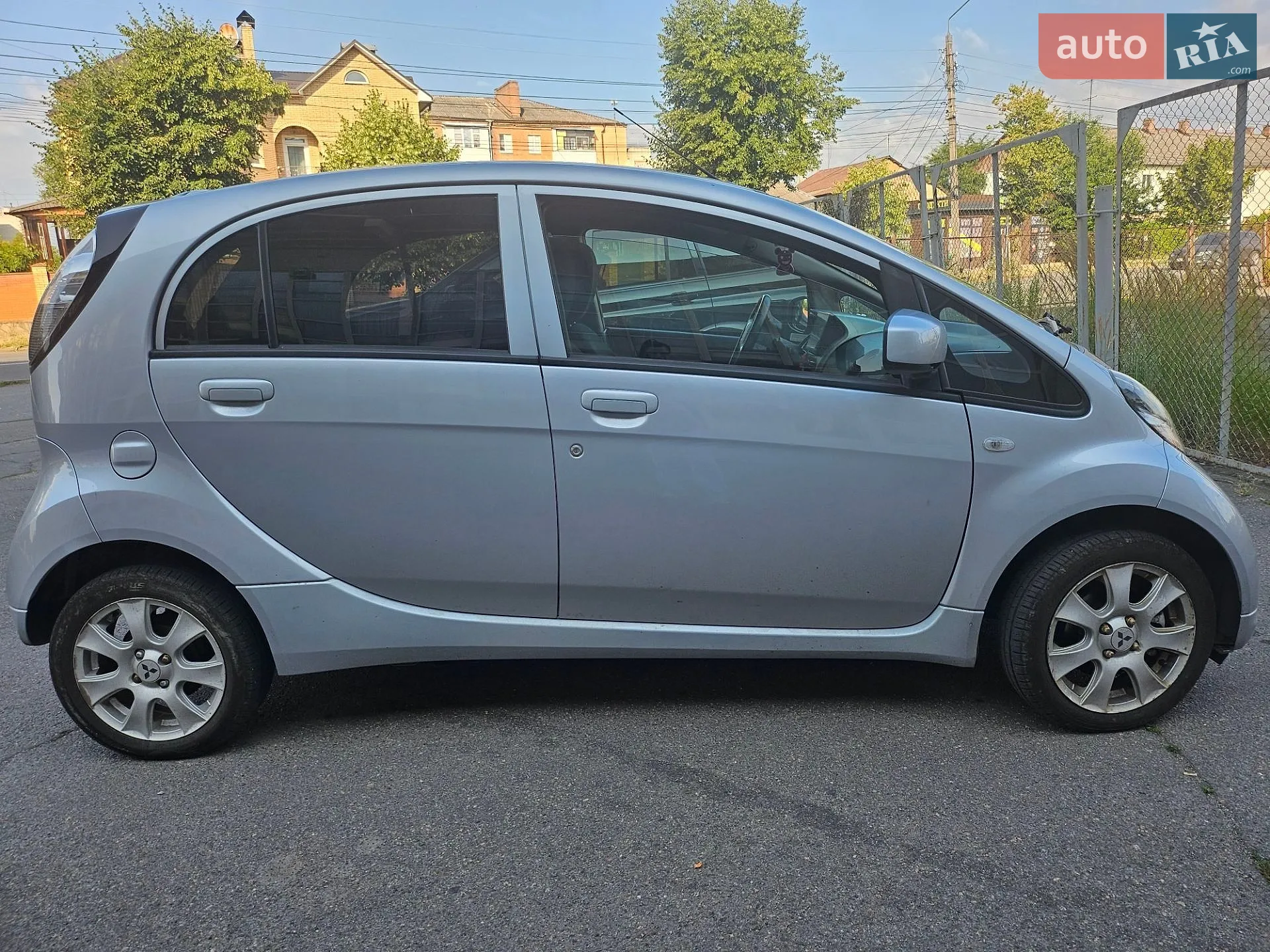 2011 Mitsubishi i-MiEV - мініатюра 2