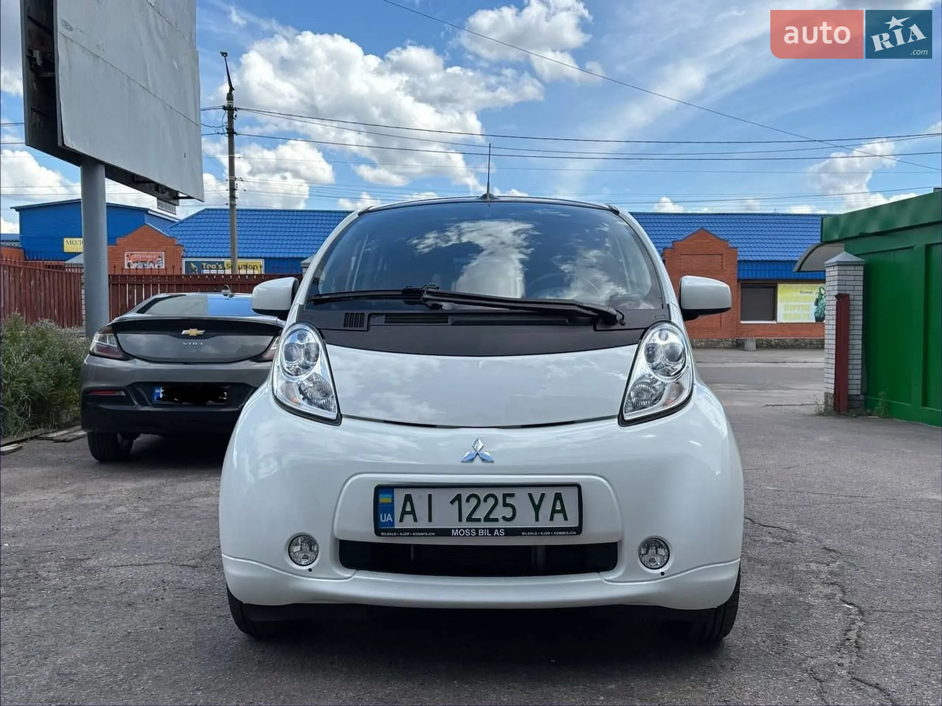 2016 Mitsubishi i-MiEV - мініатюра 3