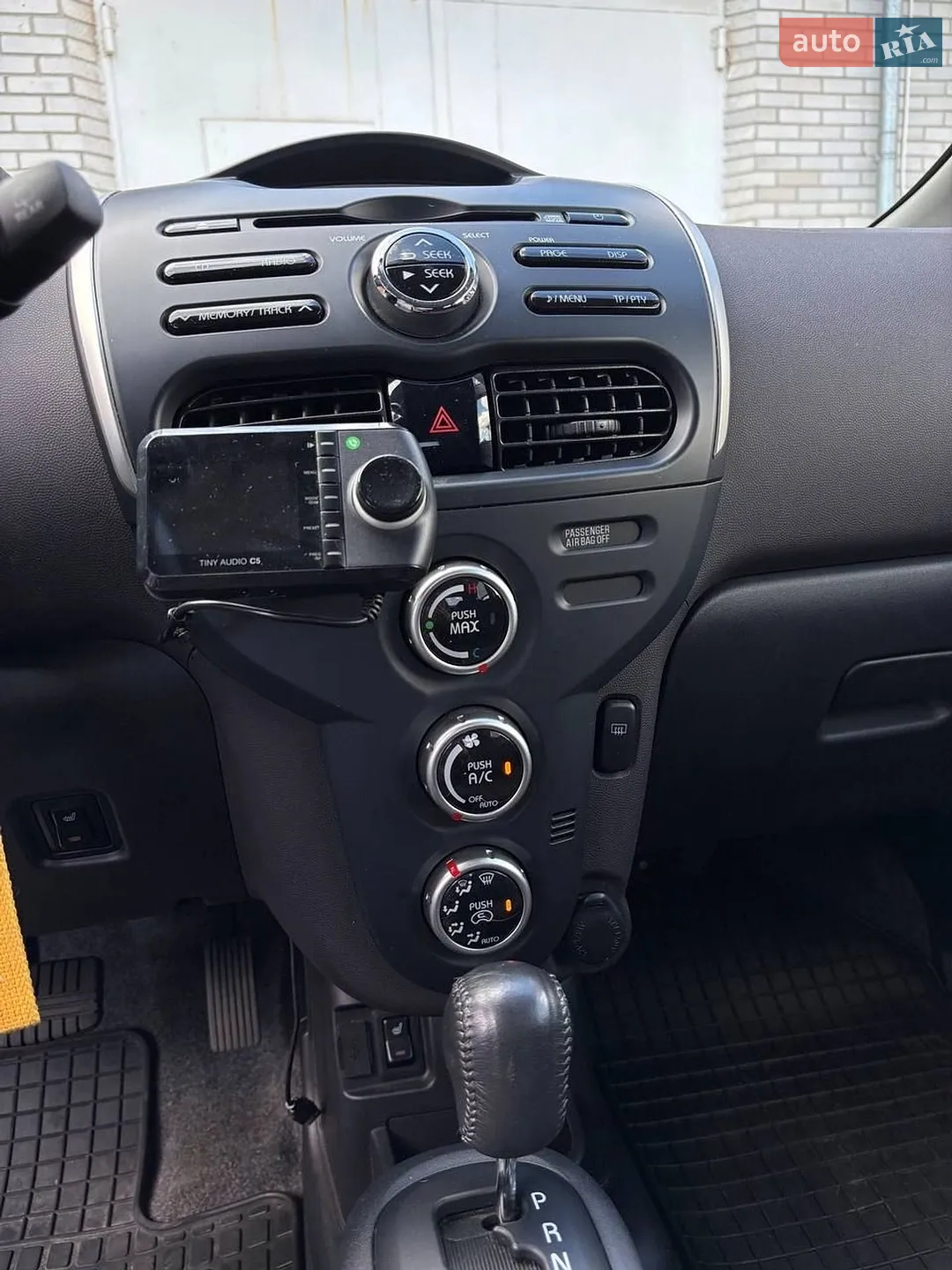 2016 Mitsubishi i-MiEV - мініатюра 10