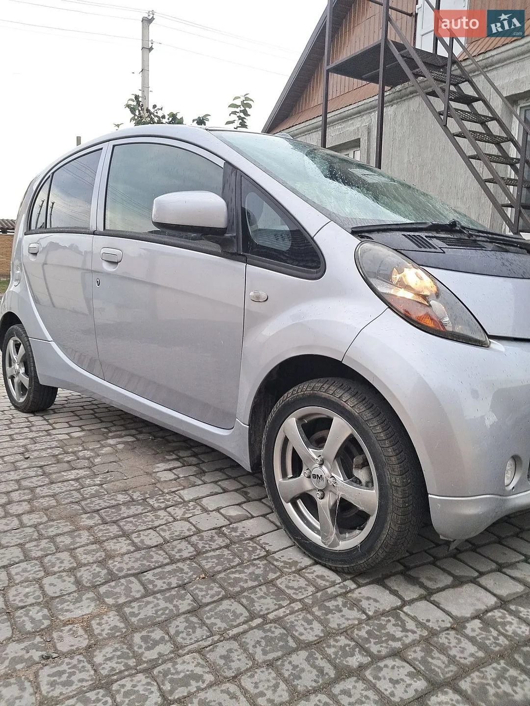 2011 Mitsubishi i-MiEV - мініатюра 7