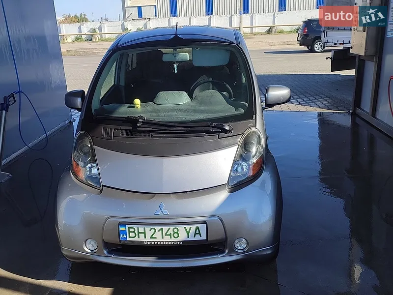 Mitsubishi i-MiEV 2011