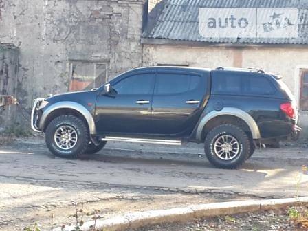 Внедорожник / Кроссовер Mitsubishi L 200 2008 в Кривом Роге