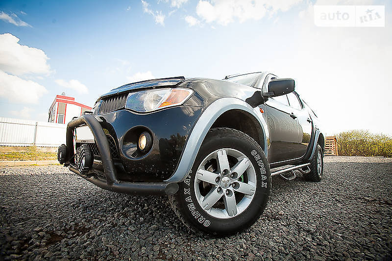 Пикап Mitsubishi L 200 2008 в Сваляве