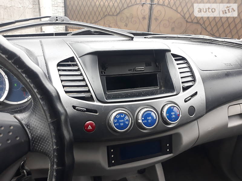 Пікап Mitsubishi L 200 2008 в Полтаві