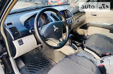 Позашляховик / Кросовер Mitsubishi L 200 2008 в 
