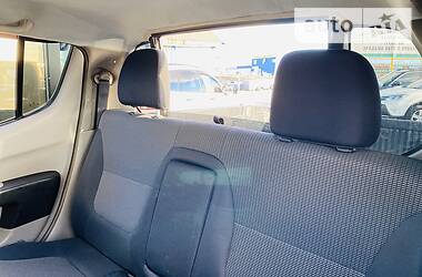 Позашляховик / Кросовер Mitsubishi L 200 2008 в 