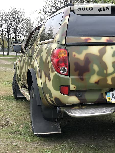 Внедорожник / Кроссовер Mitsubishi L 200 2008 в Днепре фото 3 Внедорожник / Кроссовер Mitsubishi L 200 2008 в Днепре