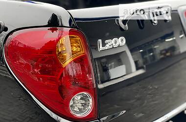 Пикап Mitsubishi L 200 2007 в 