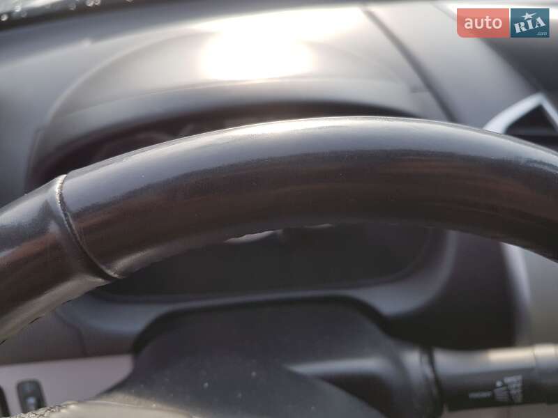 Пикап Mitsubishi L 200 2011 в Киеве