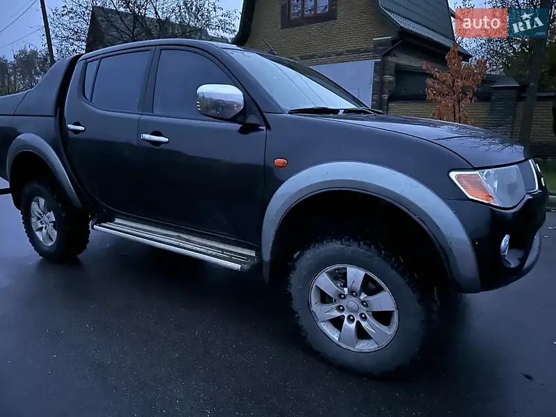 Mitsubishi L 200