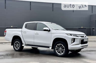 Пікап Mitsubishi L 200 2021 в 
