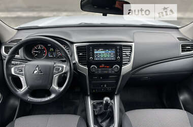 Пікап Mitsubishi L 200 2021 в 