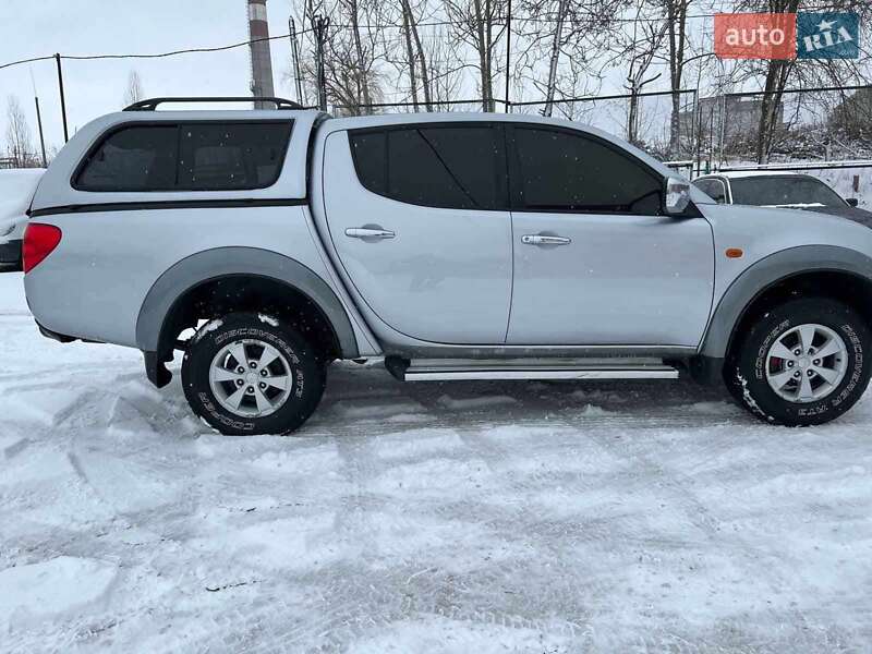Пікап Mitsubishi L 200 2007 в Славському