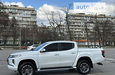 Пикап Mitsubishi L 200 2019 в Киеве