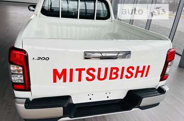 Пикап Mitsubishi L 200 2023 в Днепре