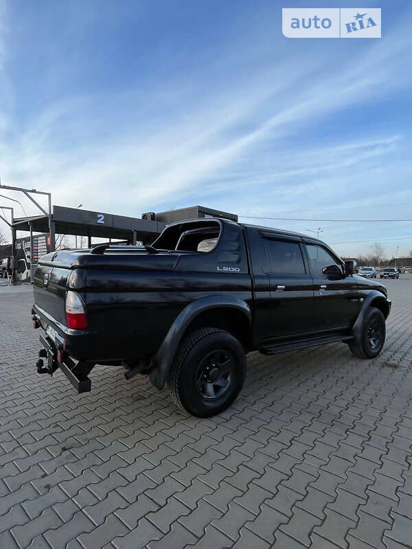 Пікап Mitsubishi L 200 2004 в Коломиї
