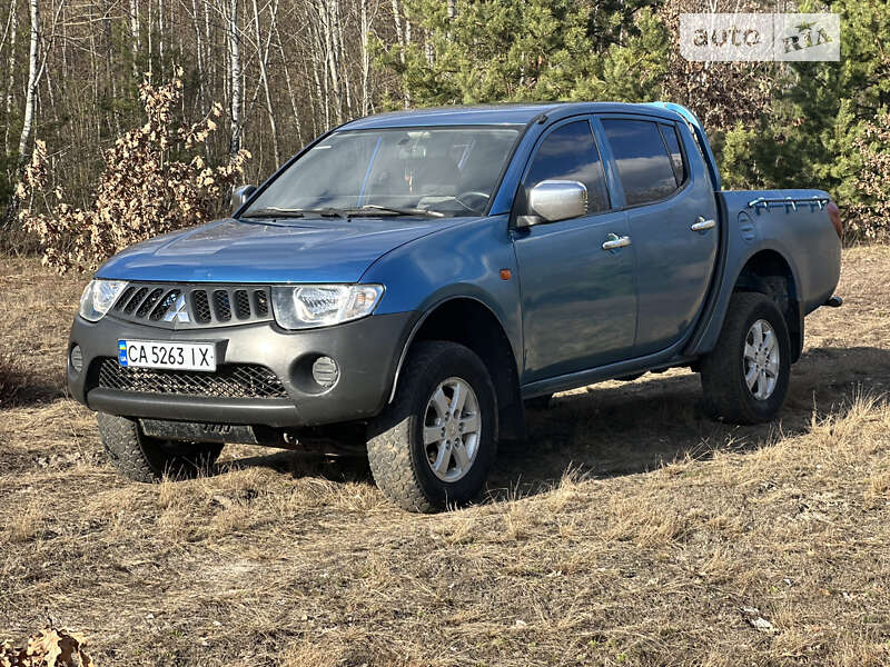 Пикап Mitsubishi L 200 2007 в Житомире