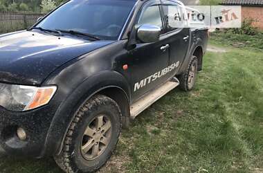 Пікап Mitsubishi L 200 2007 в Кролевці