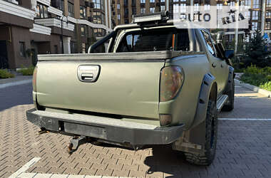 Пікап Mitsubishi L 200 2008 в Києві