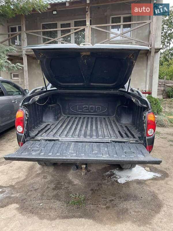 Пікап Mitsubishi L 200 2008 в Новомиргороді