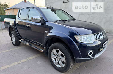 Пікап Mitsubishi L 200 2013 в Бучачі