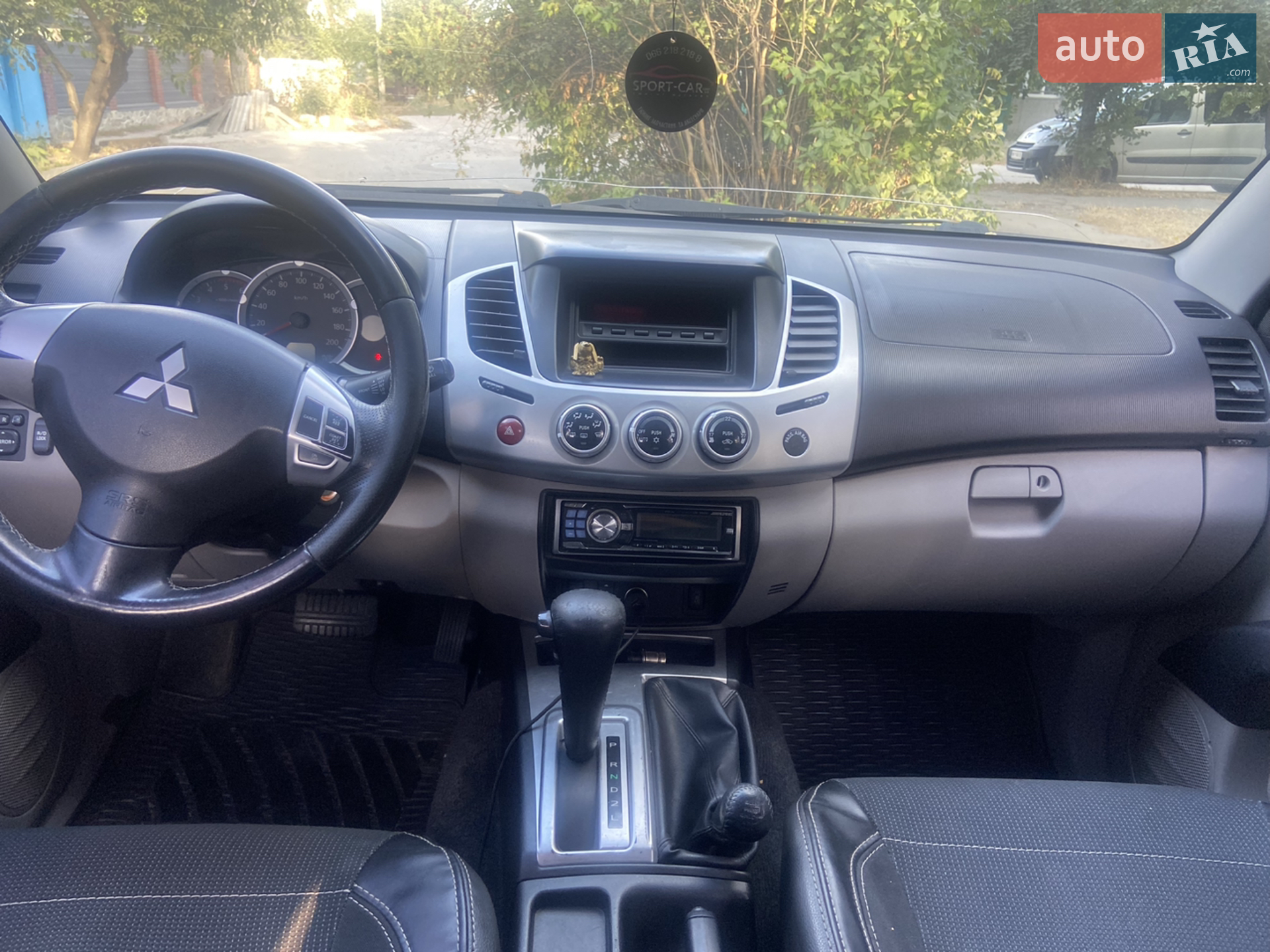 2011 Mitsubishi L200 - мініатюра 21