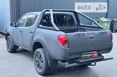 Пикап Mitsubishi L 200 2008 в Киеве