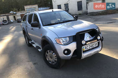 Пикап Mitsubishi L 200 2008 в Киеве