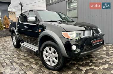 Пикап Mitsubishi L 200 2009 в Киеве