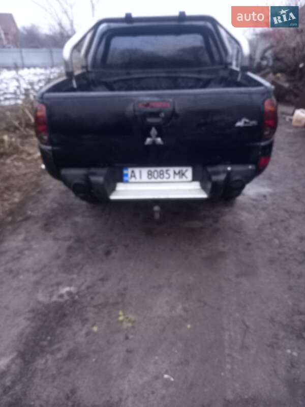 Mitsubishi L 200 2008