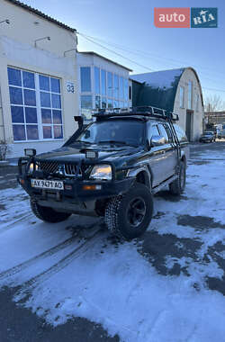 Пикап Mitsubishi L 200 2006 в Киеве