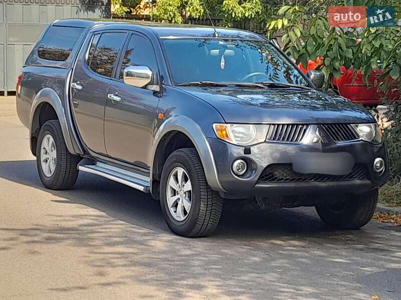Пикап Mitsubishi L 200 2008 в Виннице