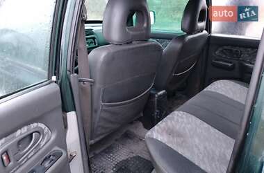 Пікап Mitsubishi L 200 2000 в Краматорську