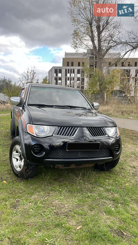 Mitsubishi L 200 2007