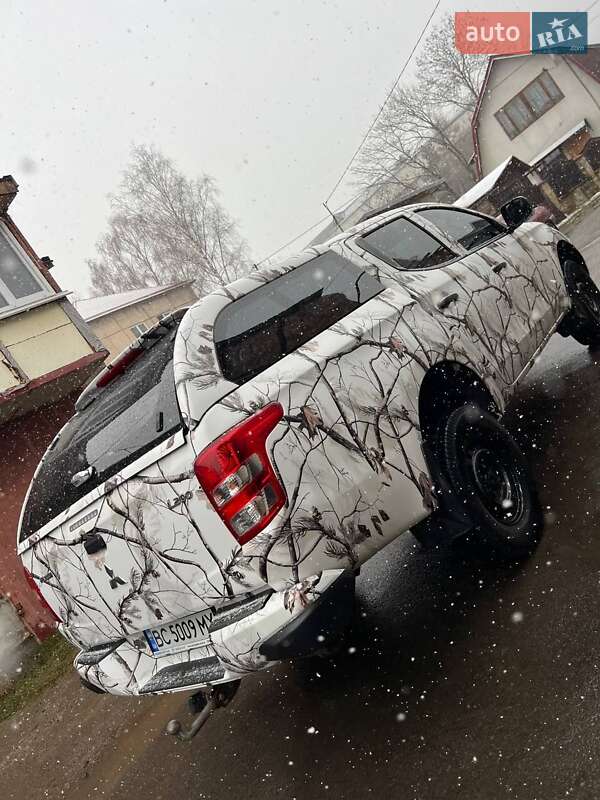 Пикап Mitsubishi L 200 2017 в Сколе
