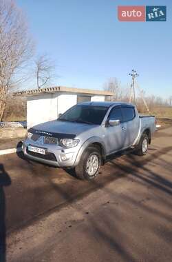 Пикап Mitsubishi L 200 2011 в Подольске