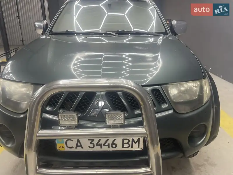 Пікап Mitsubishi L 200 2007 в 