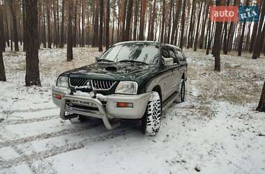 Пікап Mitsubishi L 200 2006 в 