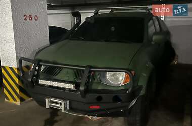 Пікап Mitsubishi L 200 2008 в Києві