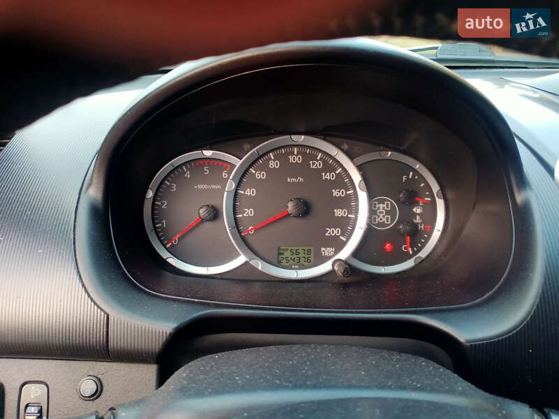 Пикап Mitsubishi L 200 2014 в Львове