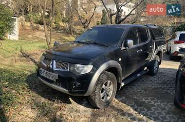 Пикап Mitsubishi L 200 2010 в Ужгороде