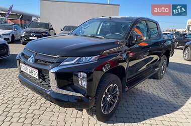 Пикап Mitsubishi L 200 2022 в Львове