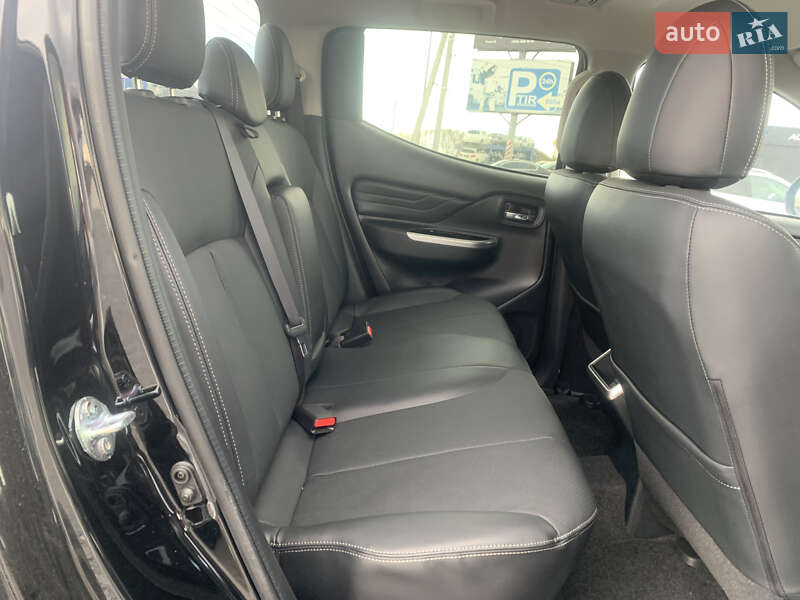 Пикап Mitsubishi L 200 2023 в Львове