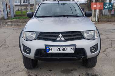 Пикап Mitsubishi L 200 2011 в 