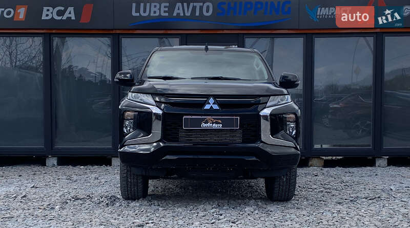 Пикап Mitsubishi L 200 2023 в Львове