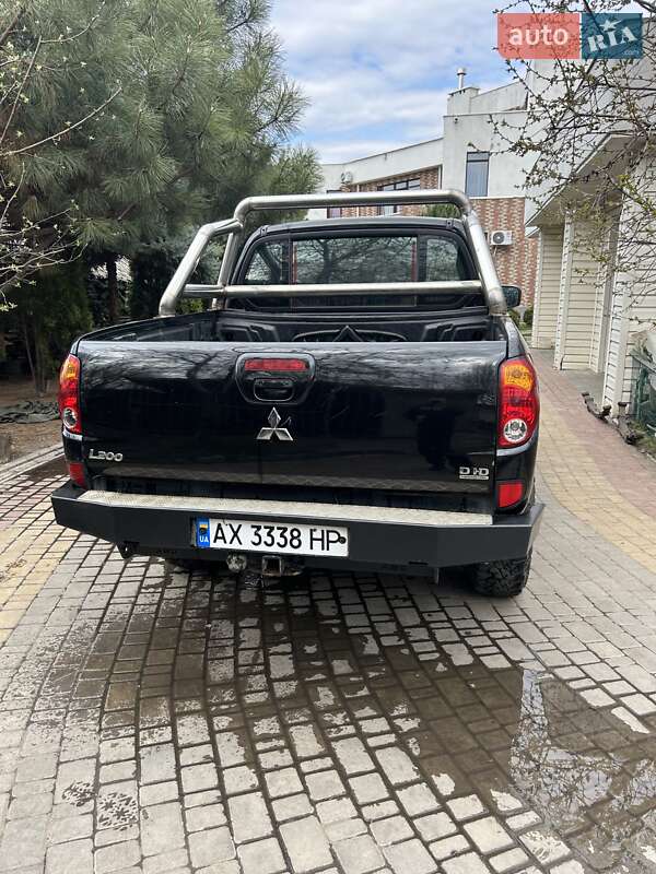 Пикап Mitsubishi L 200 2011 в Харькове фото 10 Пикап Mitsubishi L 200 2011 в Харькове